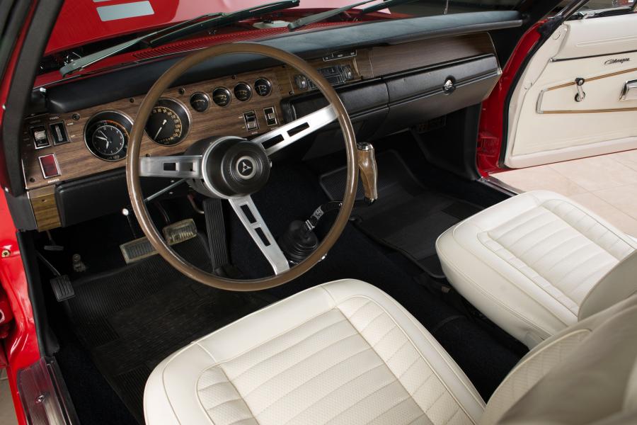  Dodge Charger R/T 426 Hemi 1970 года  (фото 14 из 14)